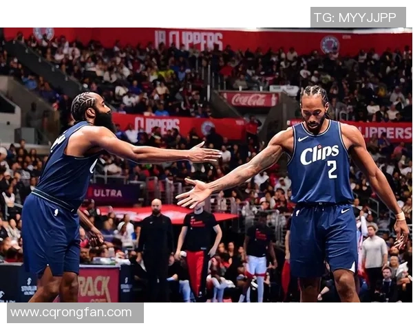 12月14日马刺与快船精彩对决回放分析及比赛亮点总结